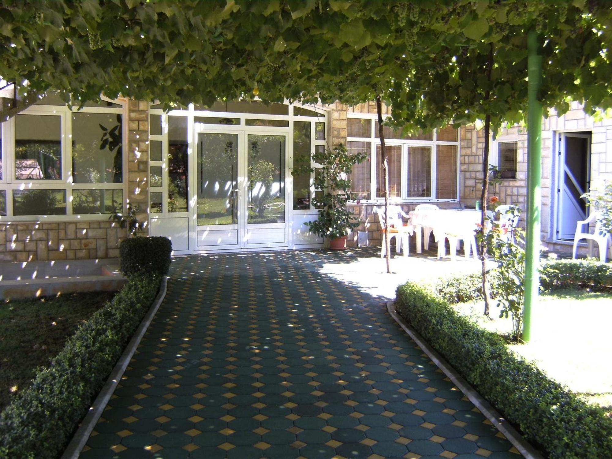 Pansion Pero Elez Medjugorje Otel Dış mekan fotoğraf