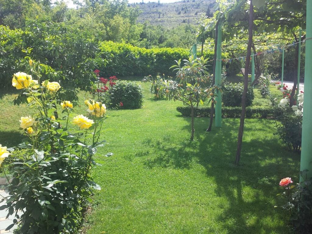Pansion Pero Elez Medjugorje Otel Dış mekan fotoğraf